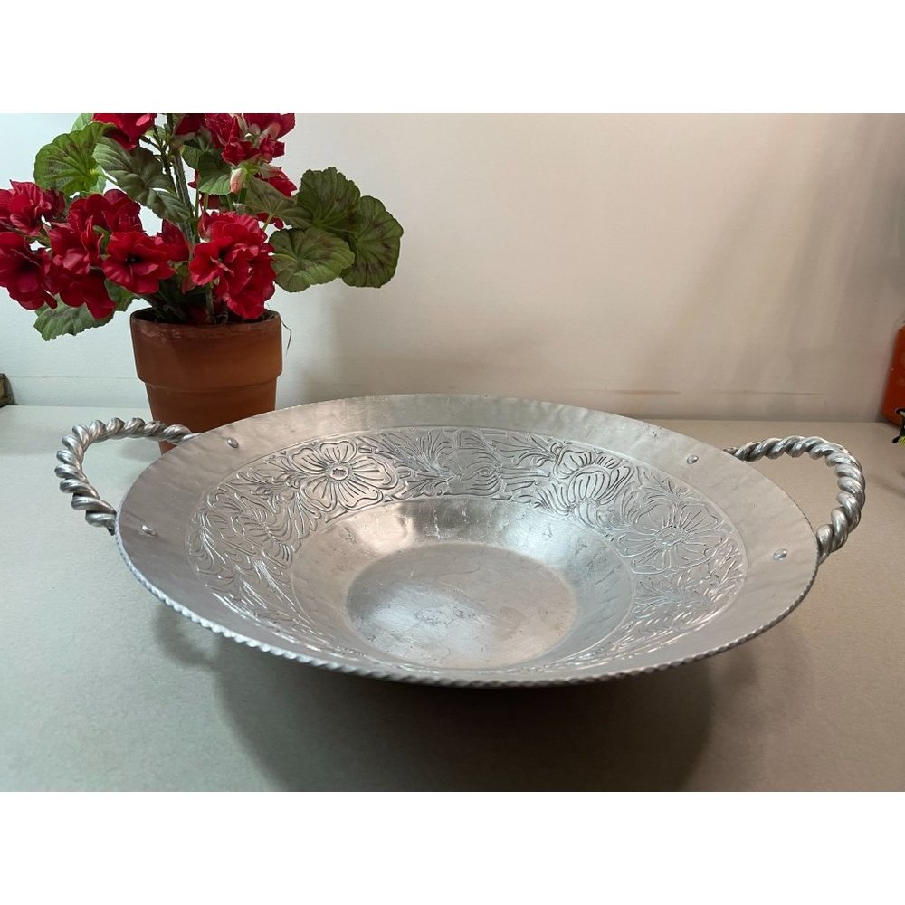 Vintage Forged Hammered Aluminum Bowl Intaglio Design by EMPC
